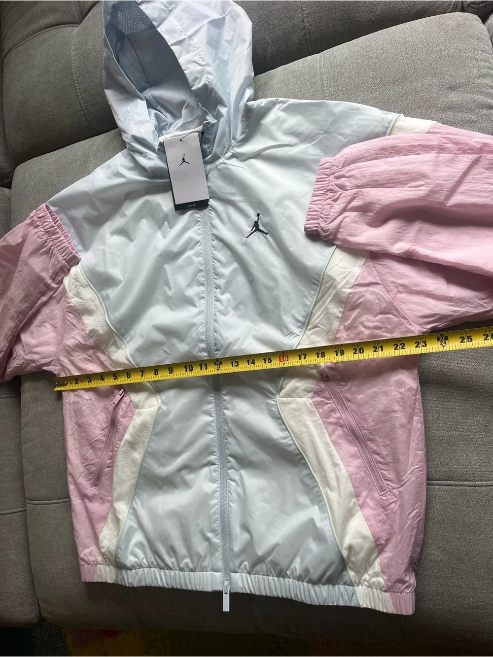 NWT $110 Nike Jordan Brooklyn Hooded Draft Jacket Men’s Medium Pink Blue